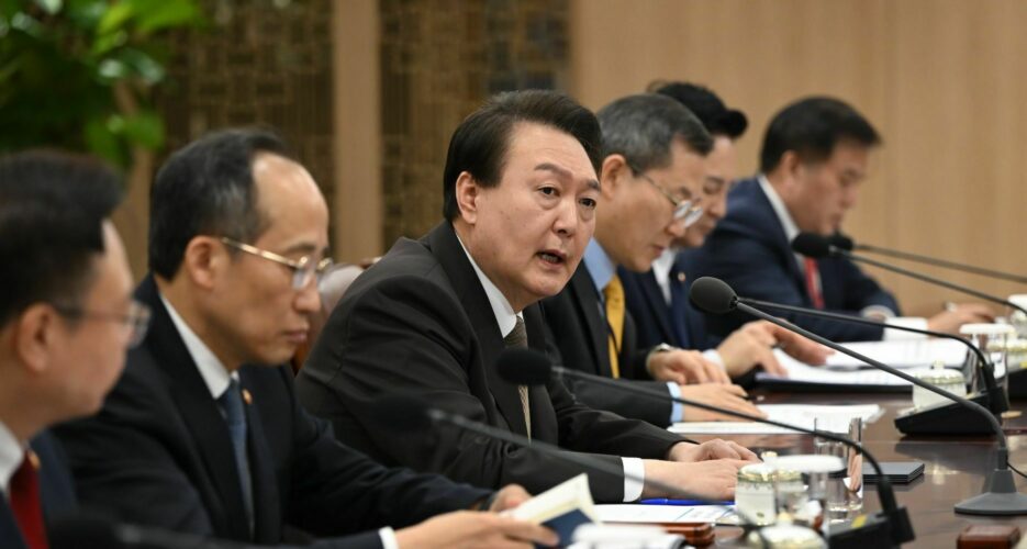 Seoul will freeze public utility fees for first half of year